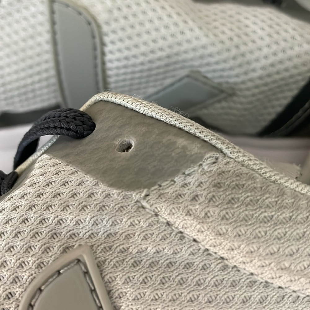 Veja - CONDOR 2 ALVEOMESH Athletic Shoes - Grey White - 42 or 9 - Picture 13 of 14